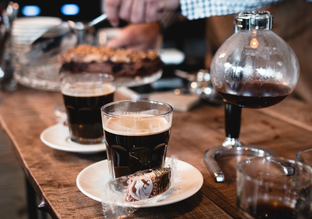 4 Ways Restaurants, Bars And Cafes Need To Utilize Technology